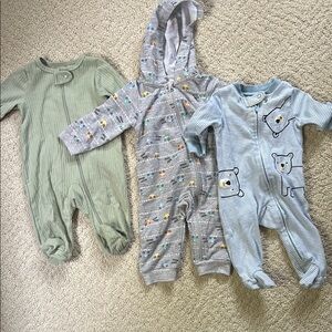 Set of 3 month jammies